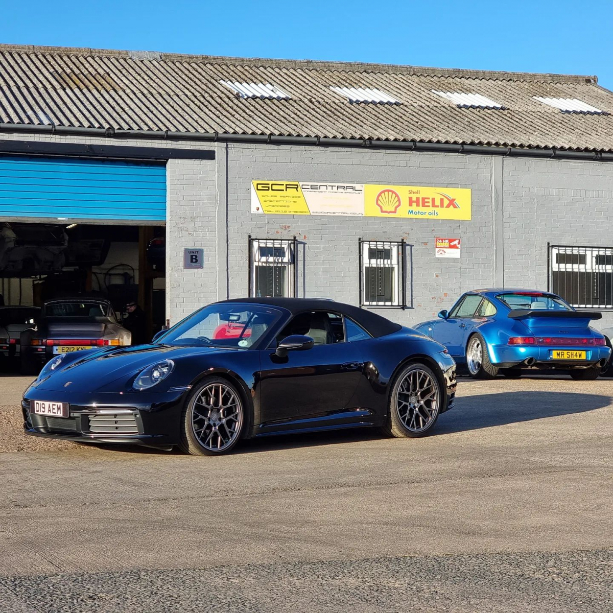 992 in for its first service today. Accommodating for all years of Porsche here at GCR!